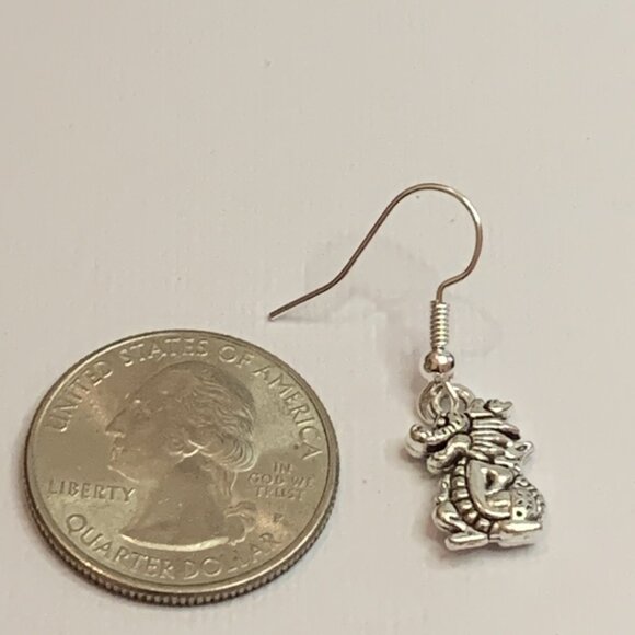 Dragon Earring, Chinese Earring, Gift Idea, Dragon Jewelry, Chinese Dragon - Picture 6 of 6